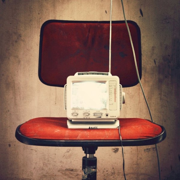 Make Chairs Beautiful with Covers & Bows Make Chairs Beautiful with Covers & Bows