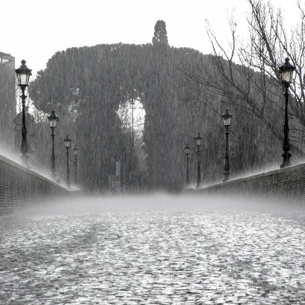 Rainy Days Won’t Stop Play! Rainy Days Won’t Stop Play!