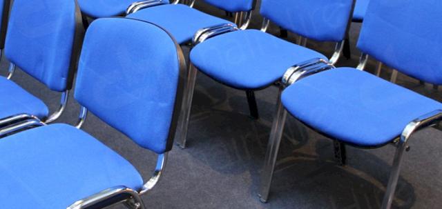 Blue Conference Chair https://d1hcs5uofxldvl.cloudfront.net/chair-hire/article_additional/blue-conference-chair1/blue-conference-chair1-740x350.jpg - Get smart look & spacious seat.