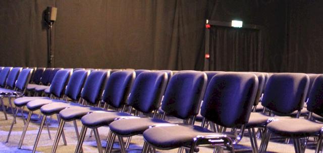 Conferences - Be Prepared https://d1hcs5uofxldvl.cloudfront.net/chair-hire/article_additional/chair-hire-conference4/chair-hire-conference4-740x350.jpg - Be confident at your conference