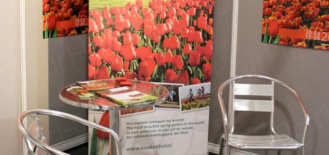 Exhibitions https://d1hcs5uofxldvl.cloudfront.net/chair-hire/article_additional/garden-and-press-event5/garden-and-press-event5-740x350.jpg - Chrome bistro tables and chairs for that outdoor feeling.