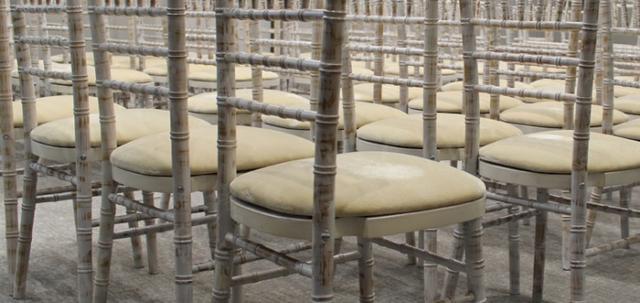 Legal Firm Meeting https://d1hcs5uofxldvl.cloudfront.net/chair-hire/article_additional/legal-firms-and-chair-hire2/legal-firms-and-chair-hire2-740x350.jpg - Chiavaris elegantly make the most of office space.