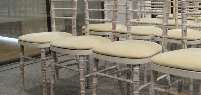 Legal Firm Meeting https://d1hcs5uofxldvl.cloudfront.net/chair-hire/article_additional/legal-firms-and-chair-hire3/legal-firms-and-chair-hire3-740x350.jpg - Chiavari's bringing elegance to office setting.