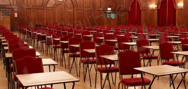 London Exams https://d1hcs5uofxldvl.cloudfront.net/chair-hire/article_additional/london-exams3/london-exams3-740x350.jpg - Versatile exam tables for all locations & assessments.