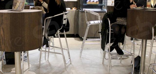 Pop Up Store https://d1hcs5uofxldvl.cloudfront.net/chair-hire/article_additional/pop-up-cheese-store3/pop-up-cheese-store3-740x350.jpg - Chrome stools add to the modern vibe.