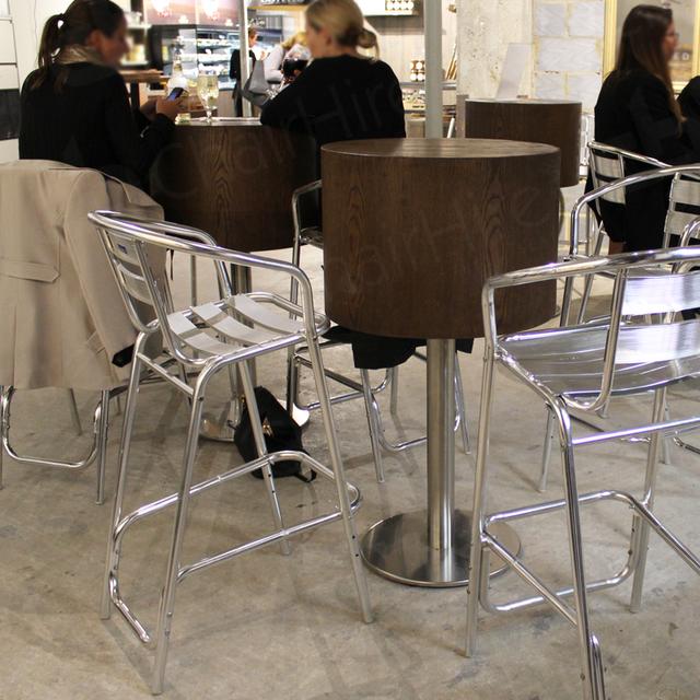 Pop Up Store https://d1hcs5uofxldvl.cloudfront.net/chair-hire/article_additional/pop-up-cheese-store7/pop-up-cheese-store7.jpg - Aluminium high bar stools perfect for pop-up shops.