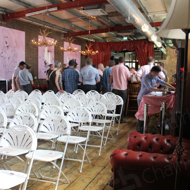 Presentation In The City https://d1hcs5uofxldvl.cloudfront.net/chair-hire/article_additional/presentation-in-the-city2/presentation-in-the-city2.jpg - Pre-presentation drinks breaking the ice.