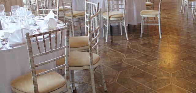 Furniture Hire for Weddings https://d1hcs5uofxldvl.cloudfront.net/chair-hire/article_additional/weddings-at-universities3/weddings-at-universities3-740x350.jpg - Deluxe looks with white linen & our Chiavari chairs.