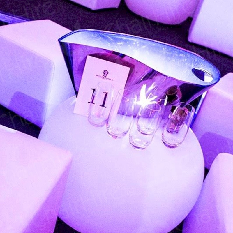 LED Colour-Changing Cube