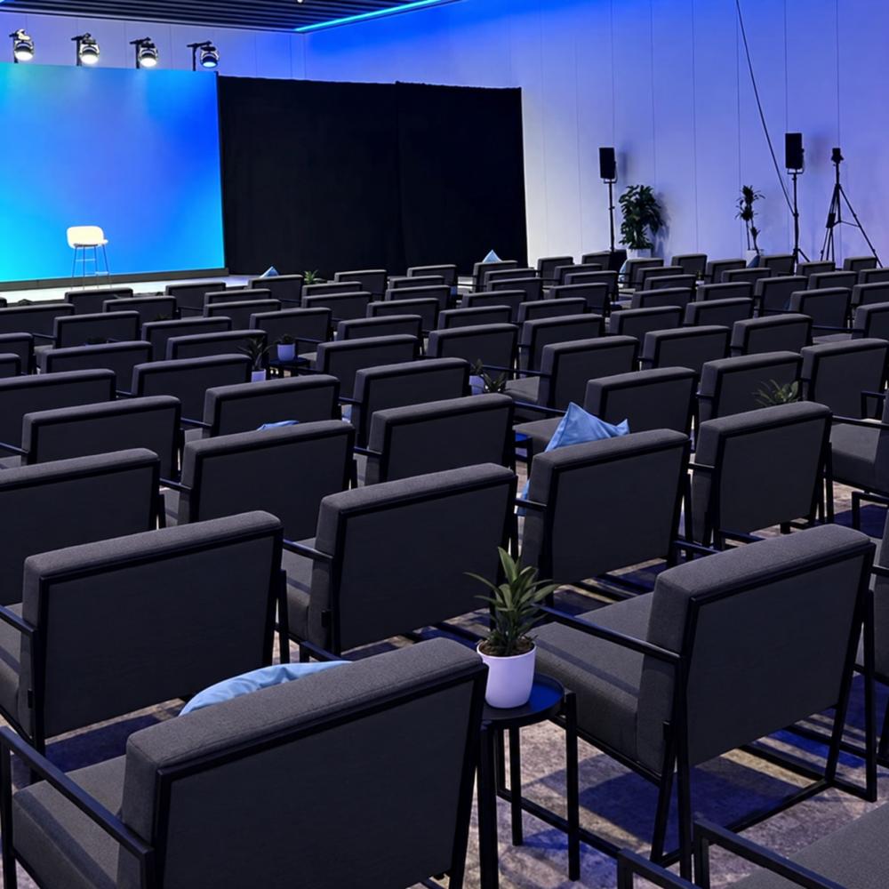 Black Summit Chairs 1