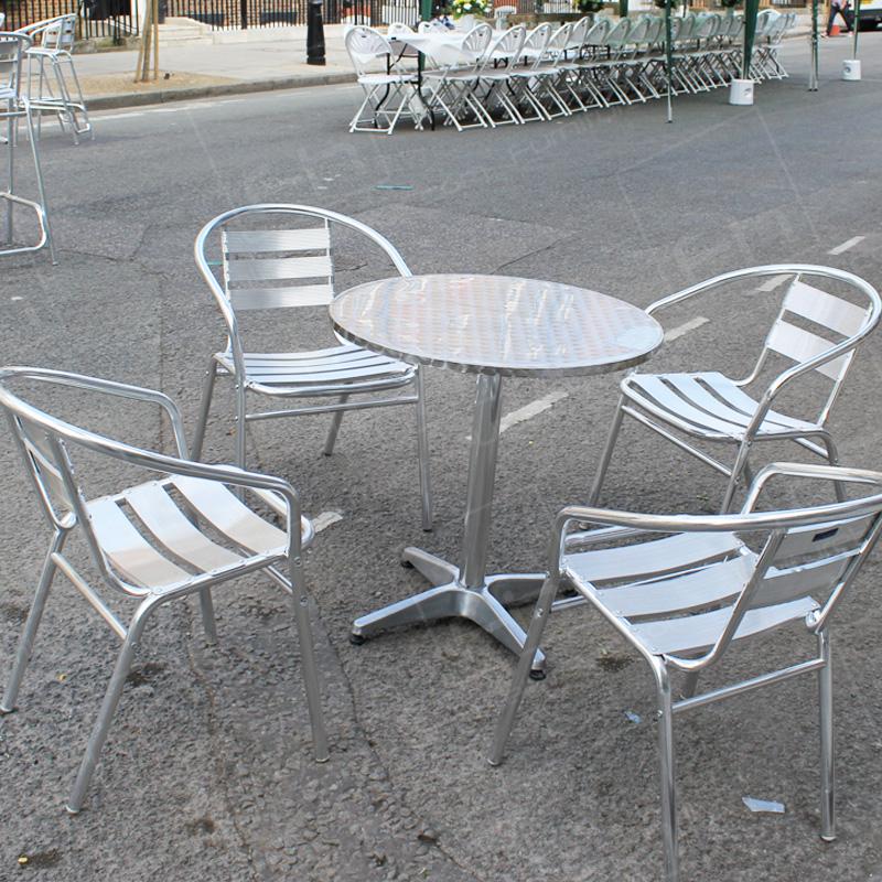 Utilise the best furniture for outdoor events