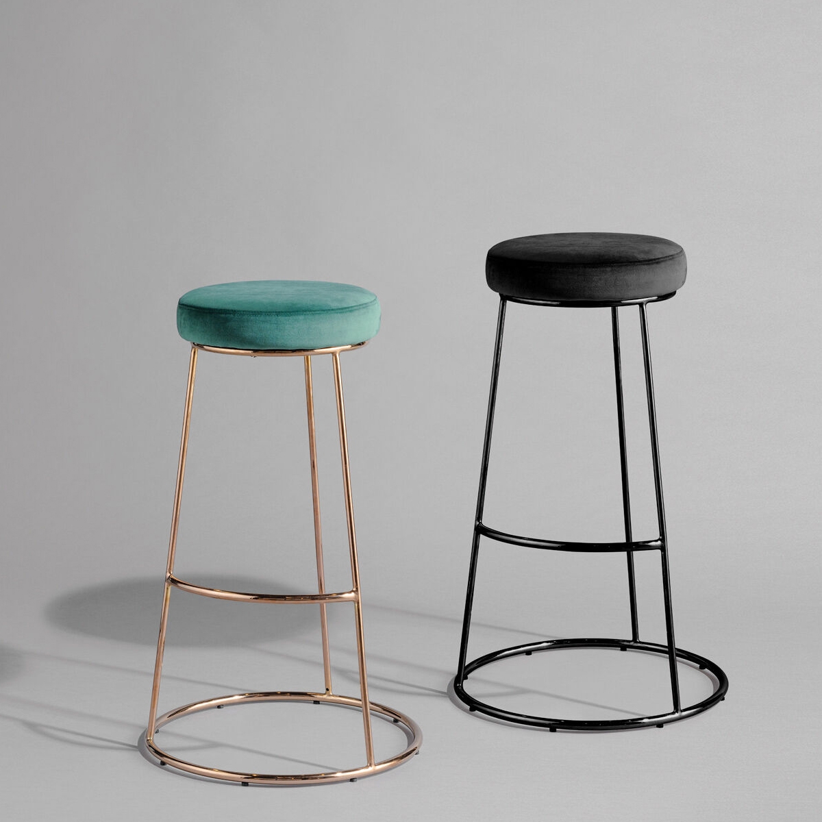 Black Chrome Spire Stool - Green Pad