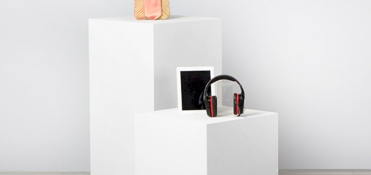 Why Hire Plinths? Why Hire Plinths?