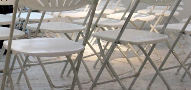 Cloud Meetings https://mill-media.s3.eu-west-2.amazonaws.com/chair-hire/article_additional/cloud-meetings1/cloud-meetings1-740x350.jpg - White folding chairs maximise lighting.