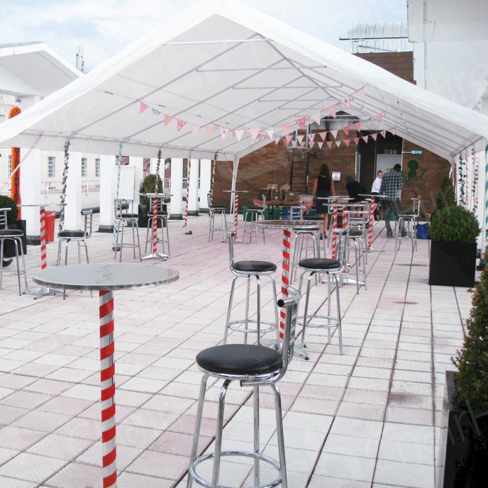 Poseur tables and stools at outdoor events set the perfect scene.
