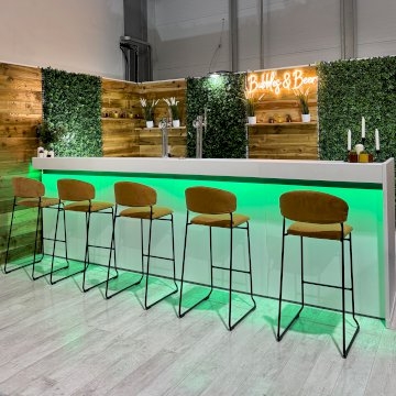 4m Straight Bar with Backwalling 4m Straight Bar with Backwalling